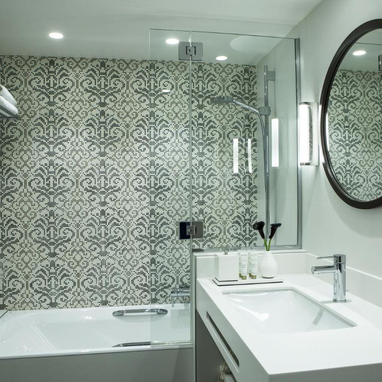 Hôtel Parc Saint-Séverin - Esprit de France - Chambre Double Deluxe avec Terrasse - 3