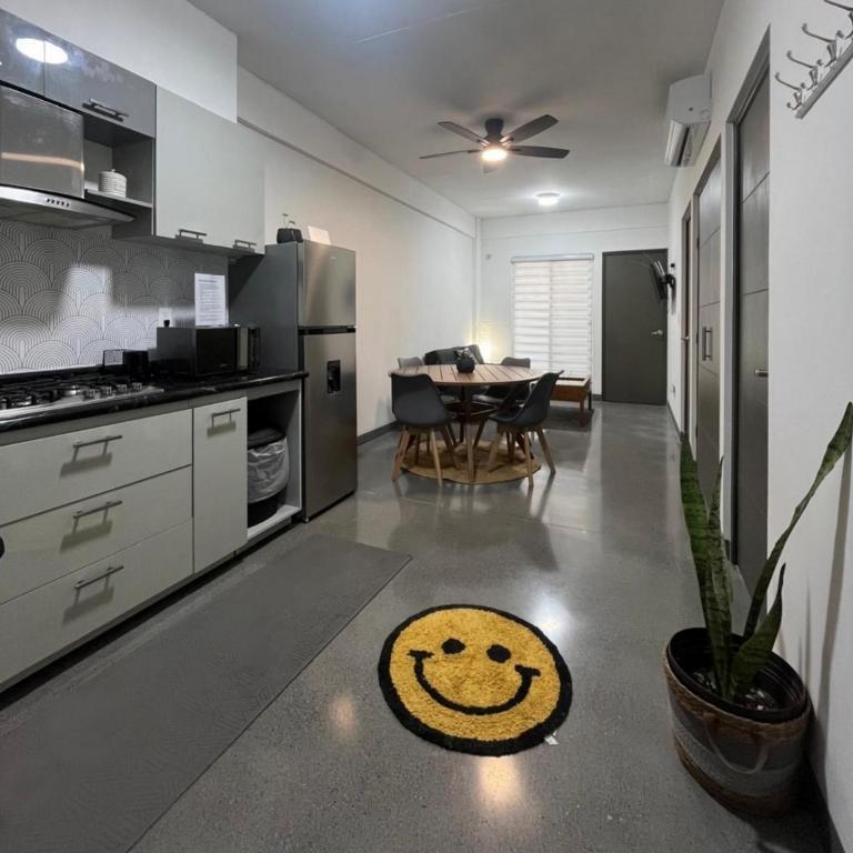 New furnished apartment near BBVA Stadium - Three-Bedroom Apartment - 3