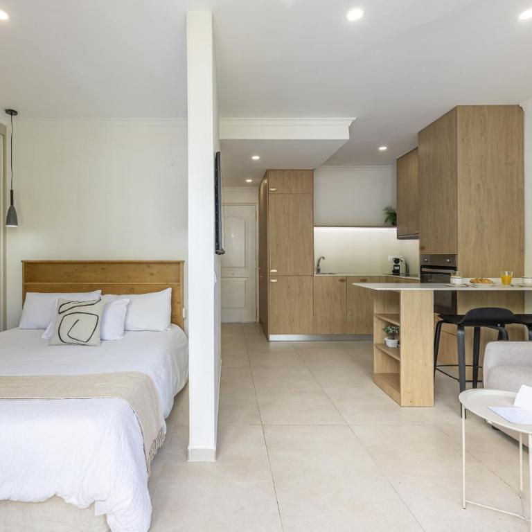 Beautiful studio just 200m from the beach - Estudio - 12