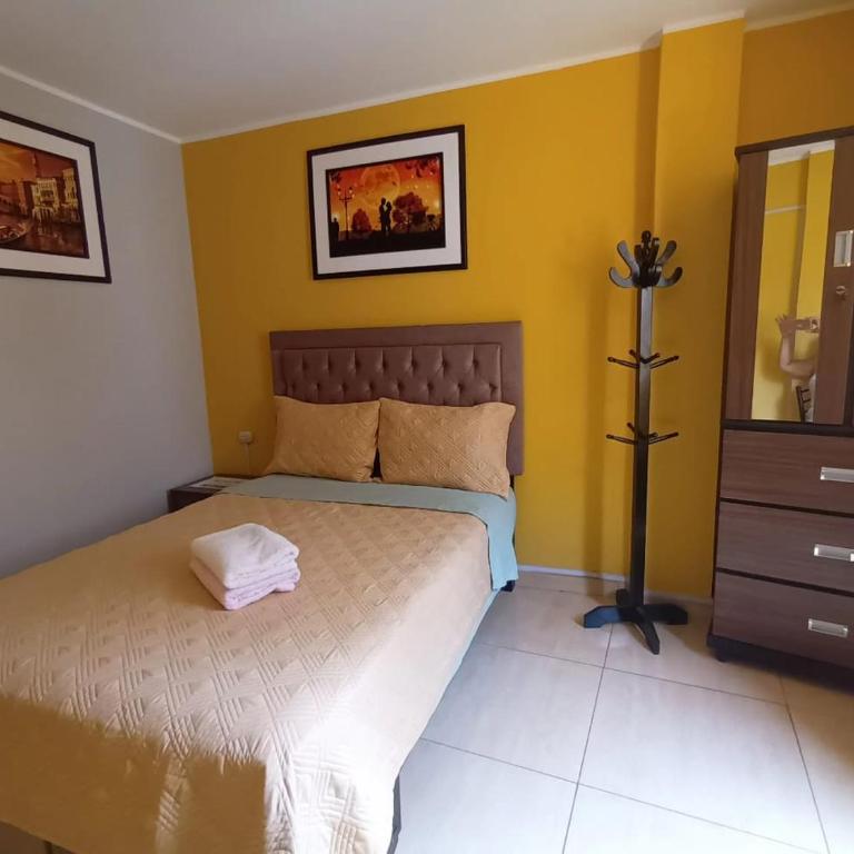 Across from Lima Airport - A y J Familia - Habitación Doble Superior - 5
