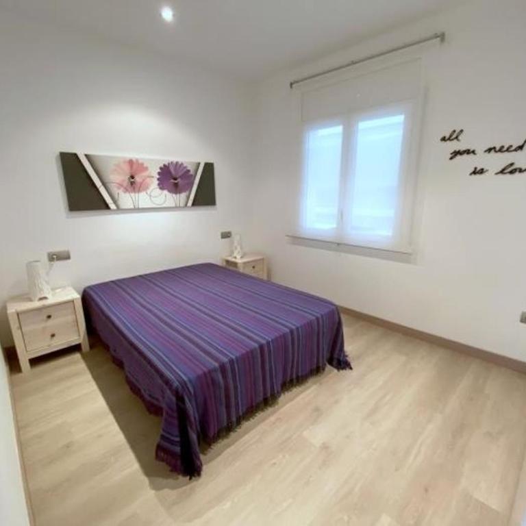 Apartamento renovado en primera línea de playa en Roses, aire acondicionado y ascensor - HISP-312-21 - Apartamento - 6