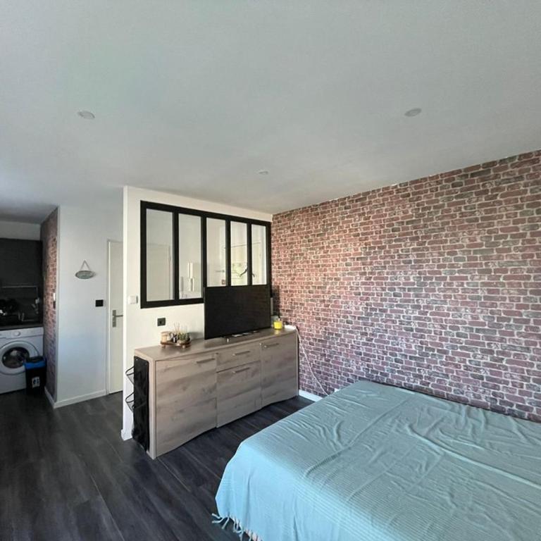 Studio Rénové au Port avec Terrasse et WiFi - FR-1-413-264 - Studio - 3