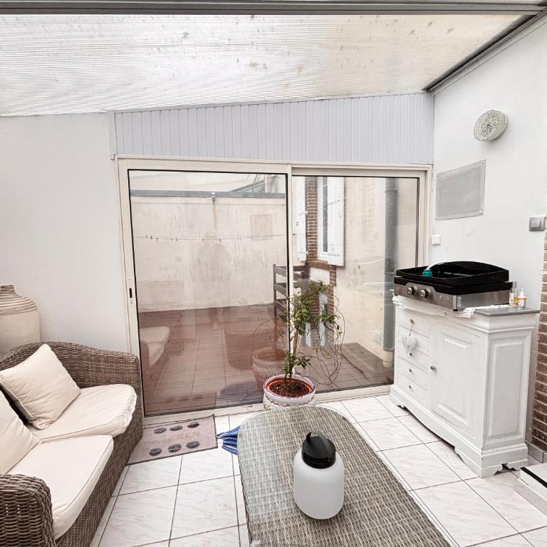 Maison 3 chambres centre ville, accès plage, WIFI inclus - FR-1-197-641 - Maison de Vacances - 12