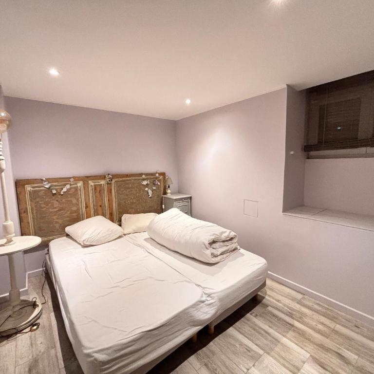 Maison 3 chambres centre ville, accès plage, WIFI inclus - FR-1-197-641 - Maison de Vacances - 17