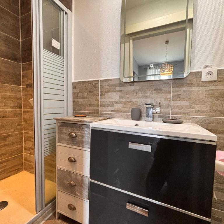 Maison 3 chambres centre ville, accès plage, WIFI inclus - FR-1-197-641 - Maison de Vacances - 31