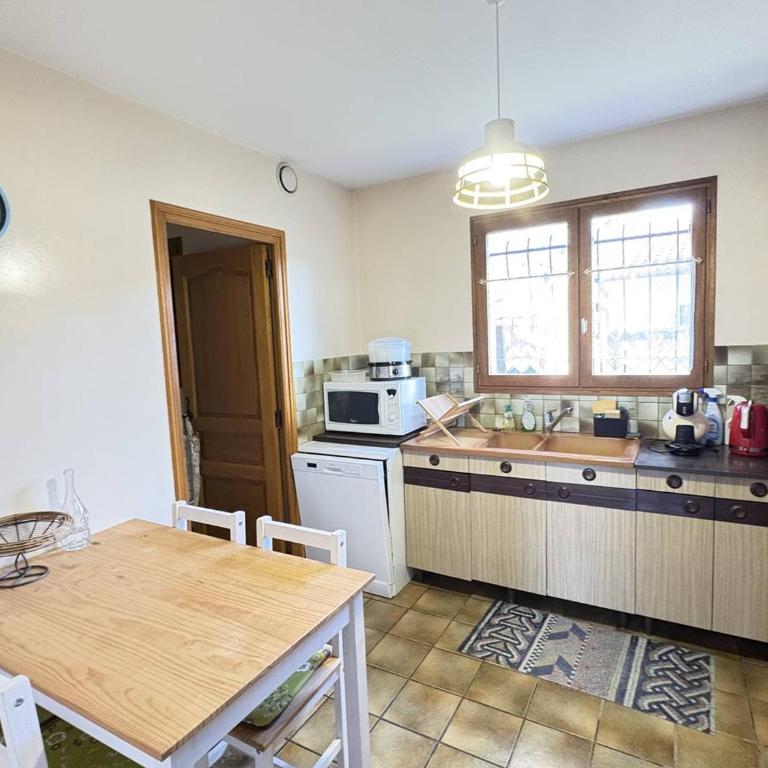 Maison de Vacances Proche du Lac - FR-1-831-16 - Vacation Home - 13
