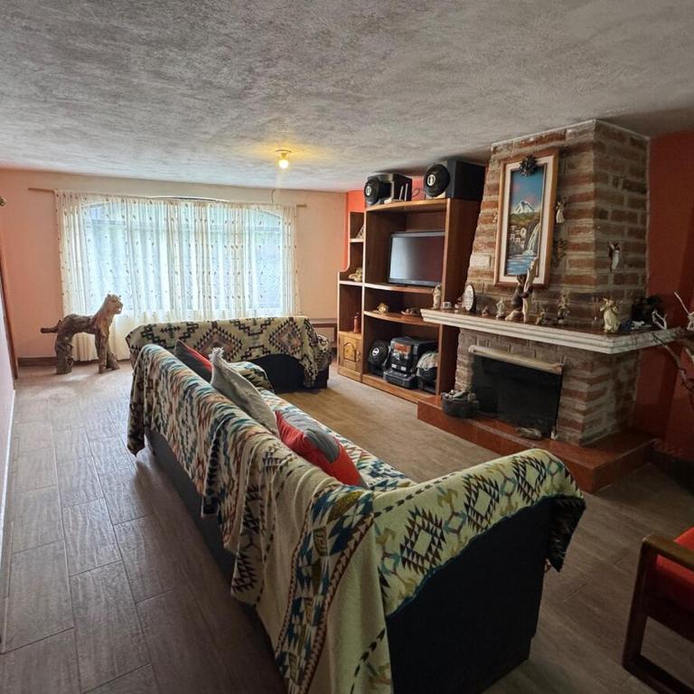 Hospedaje Las Bromelias - Departamento Familiar - Three-Bedroom Apartment - 8