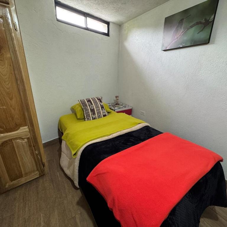 Hospedaje Las Bromelias - Departamento Familiar - Three-Bedroom Apartment - 16