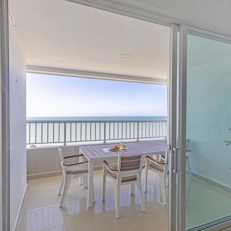 Bocagrande Summer Beach - Primera linea de mar - Two-Bedroom Apartment - 9