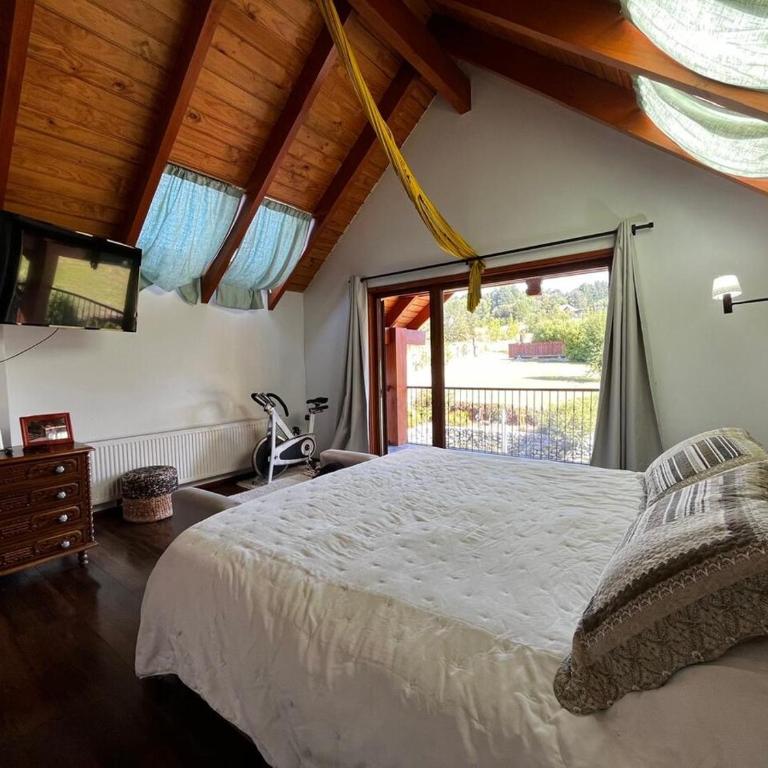 House 4d 3b Exclusive residential neighborhood in Pucón - Five-Bedroom House - 5