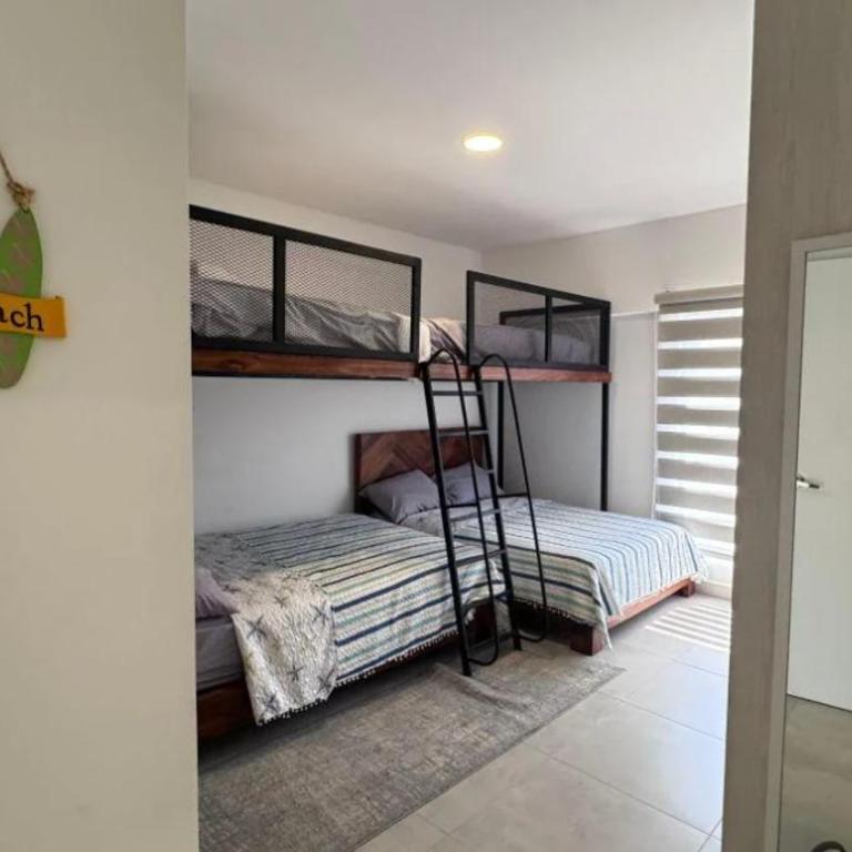 Hermosa casa en country club - Apartment - 4