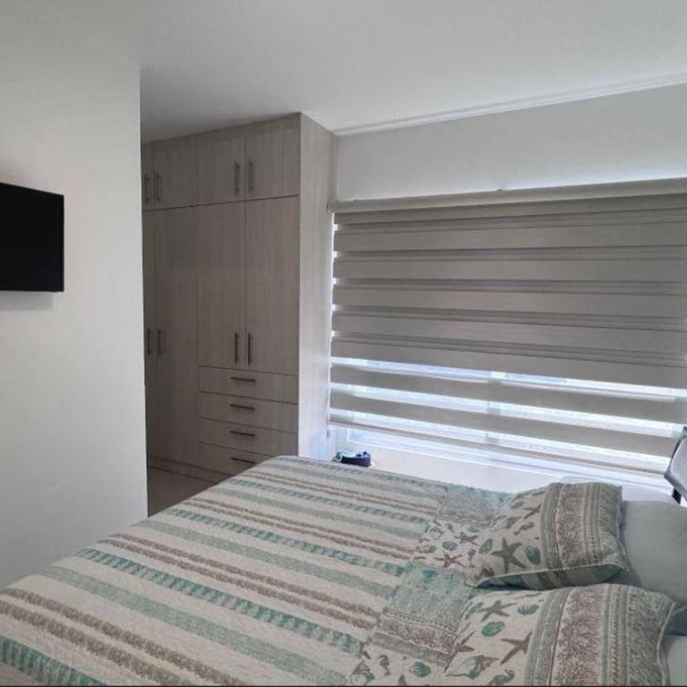 Hermosa casa en country club - Apartment - 7