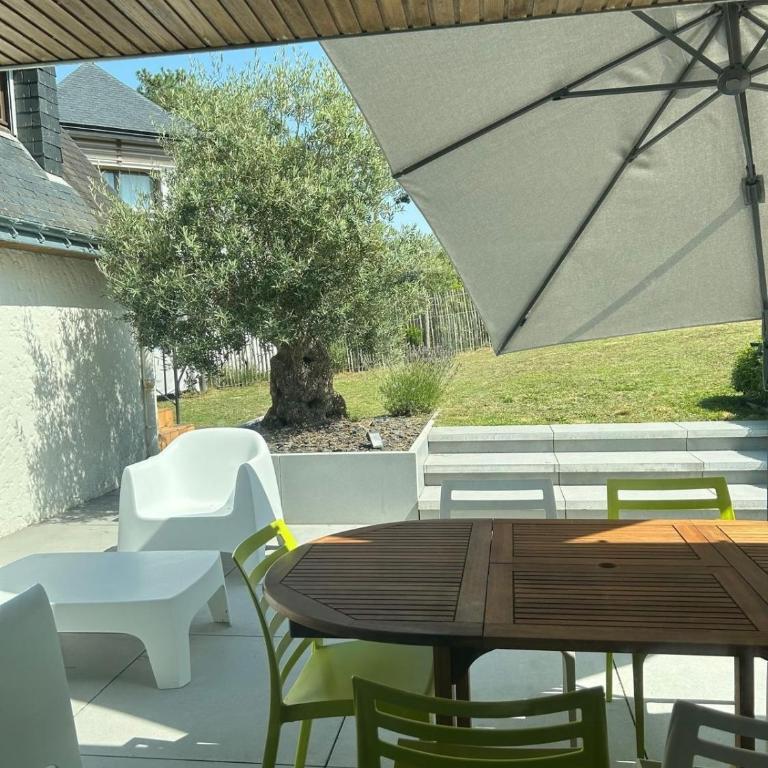 La Villa des Ajoncs, private beach access - Villa - 4