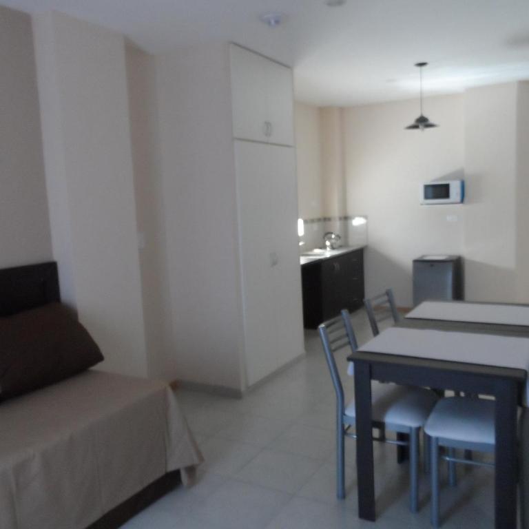 Apart Hotel Granada - Apartamento Estándar - 5