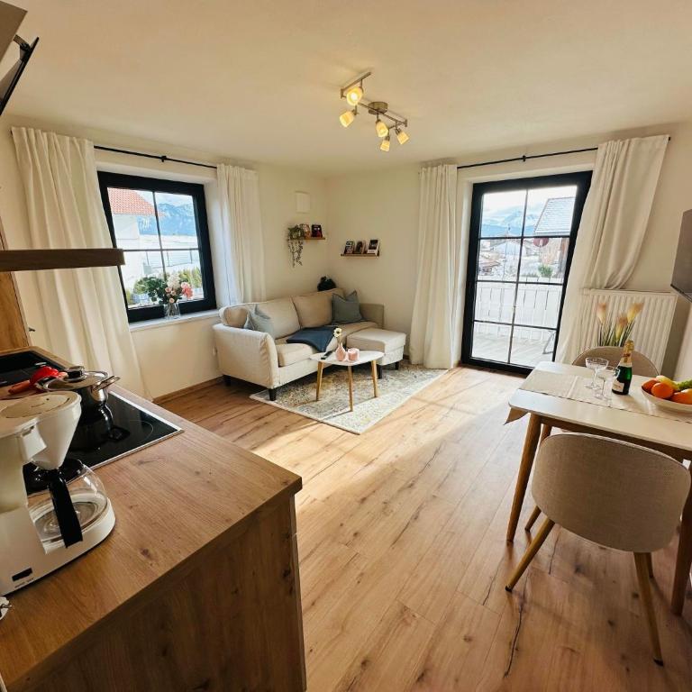Ferienwohnung Alpen Auszeit - Apartment mit 1 Schlafzimmer - 1