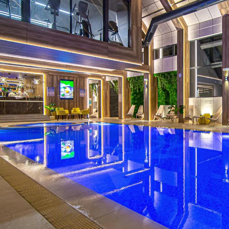 Pine Family Luxe Suite - Two-Bedroom Apartment - 21