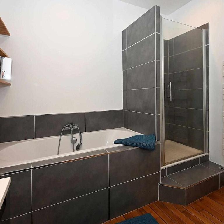 Les Clés du Chapitre - Hypercentre Cathédrale - Appartement - 17