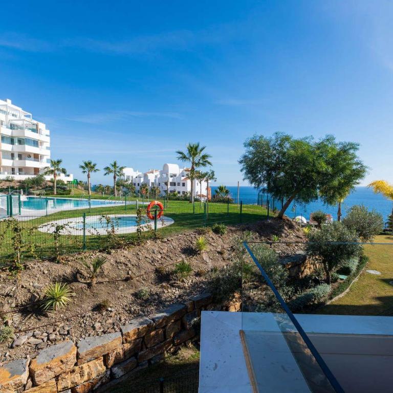 Isea 1111 - Luxury Modern Apartment with Pool & Sea Views - Apartment with Pool View - 17
