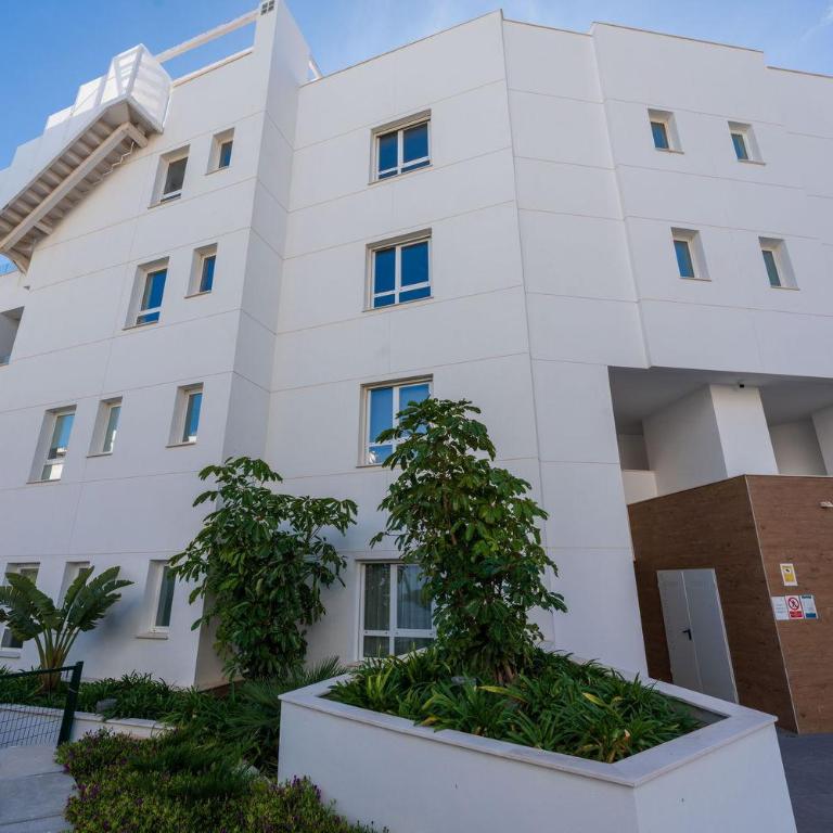 Isea 1111 - Luxury Modern Apartment with Pool & Sea Views - Apartment with Pool View - 32