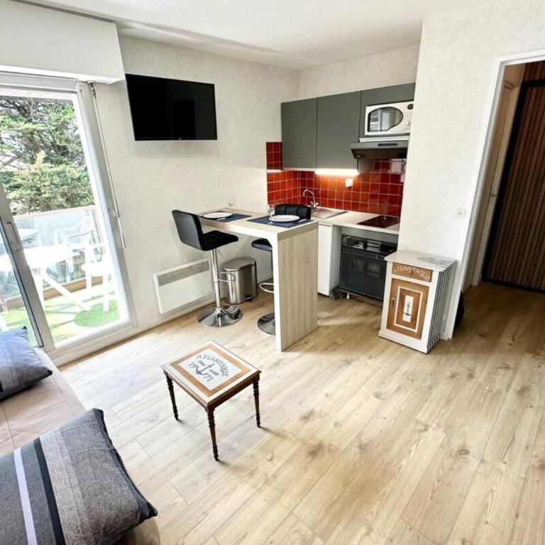Studio archi cosy 5min des plages - Apartment mit 1 Schlafzimmer - 10