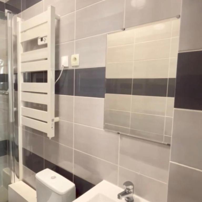 Studio moderne, centre-ville d'Avignon - Appartement 2 Chambres - 10