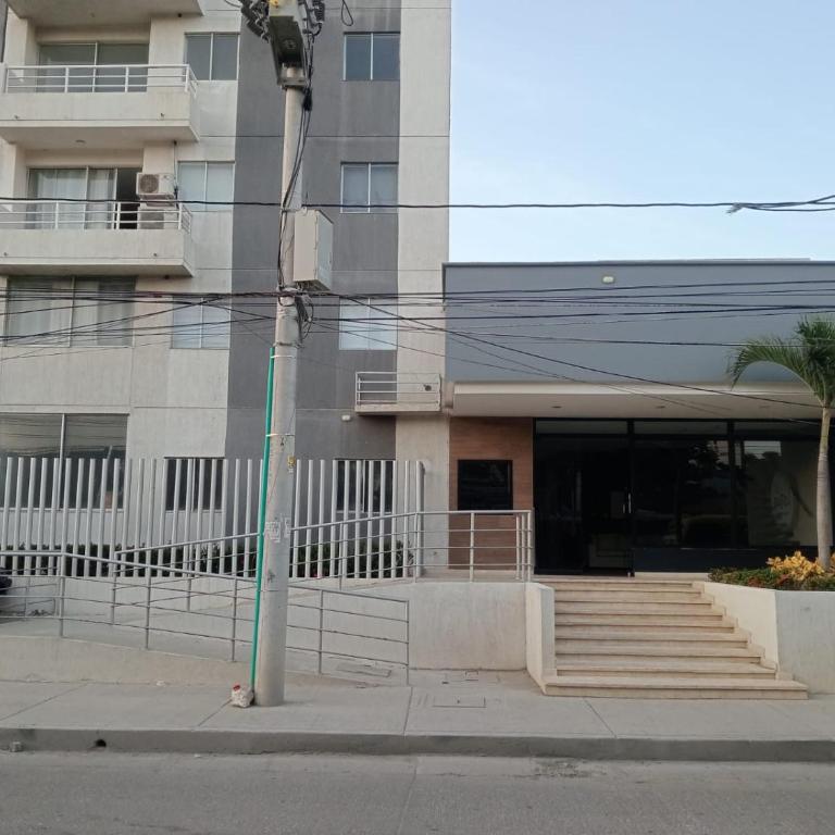 Modern & Cozy Apartment Near the Beach - Two-Bedroom Apartment - 3