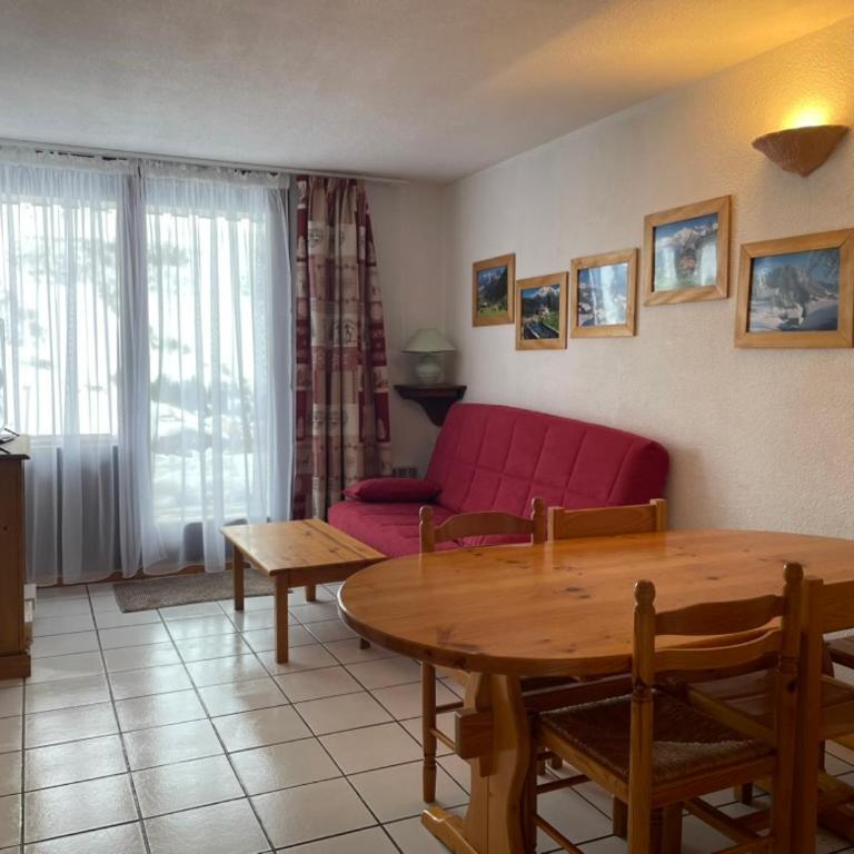 Appartement avec terrasse magnifique vue montagne - Appartement 2 Chambres - 9