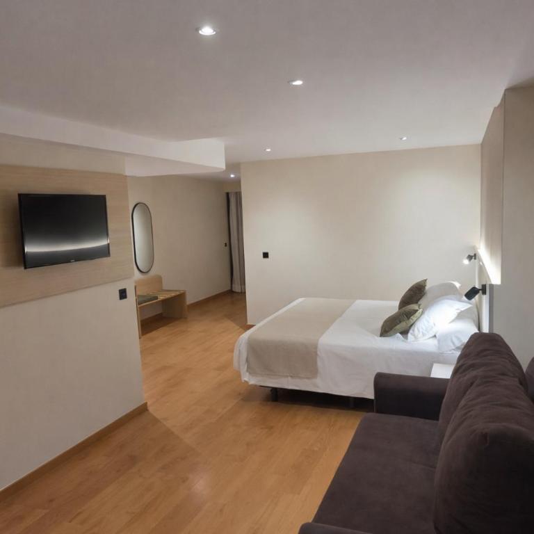 Hotel Tanit - Habitación Triple Interior - 4