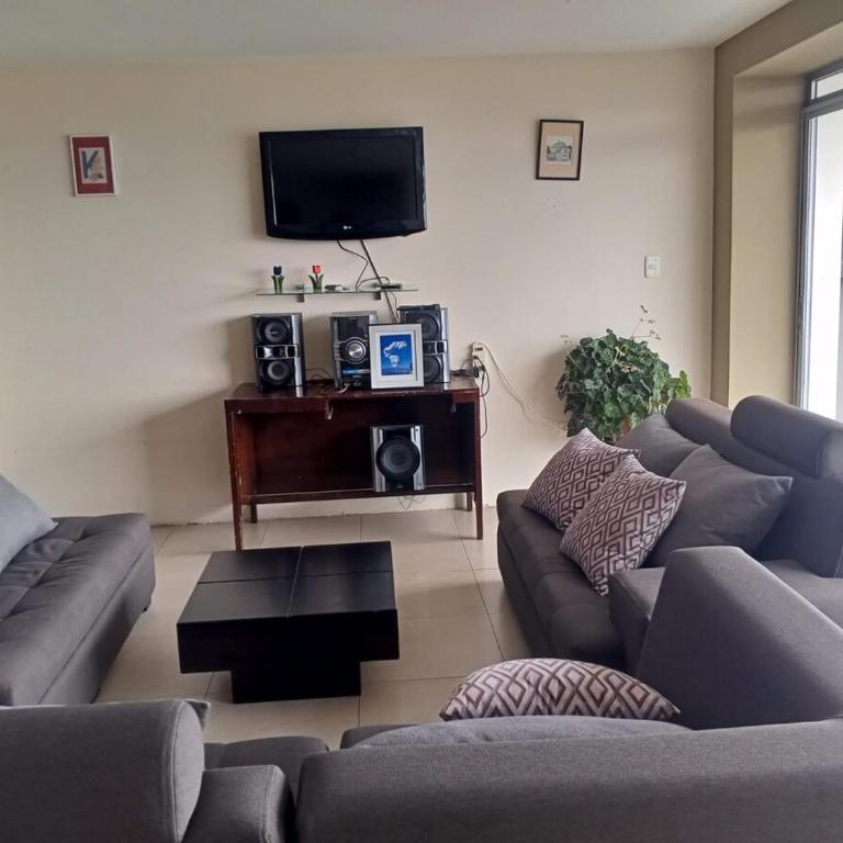 Guest Favorite North Panoramic View - One-Bedroom Apartment - 8