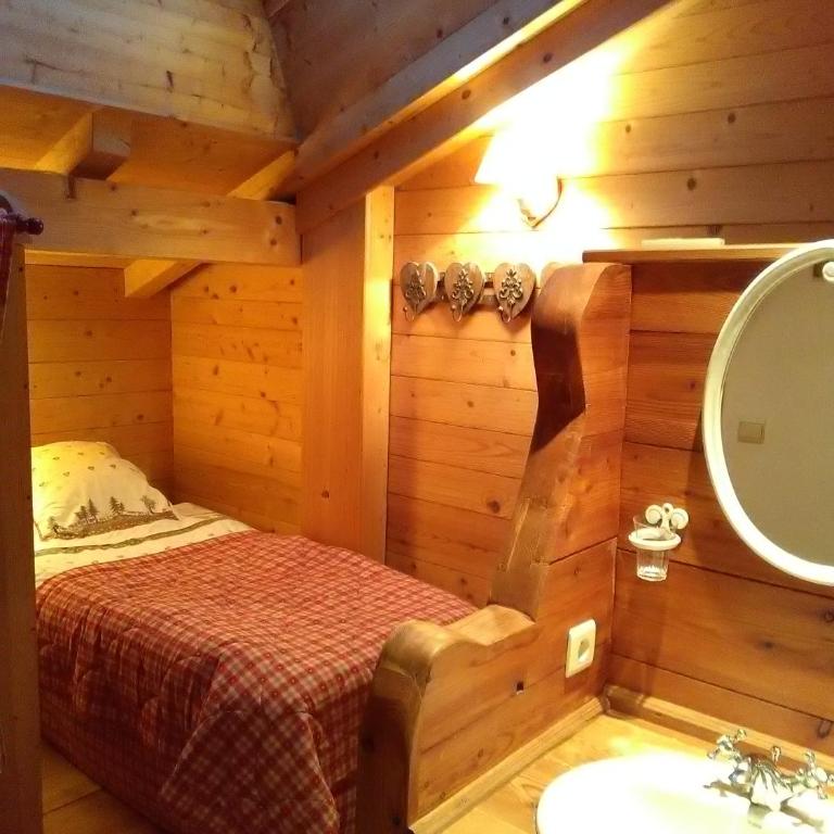Chalet Altitude 1057 - Chalet 4 Chambres (8 Adultes) - 63