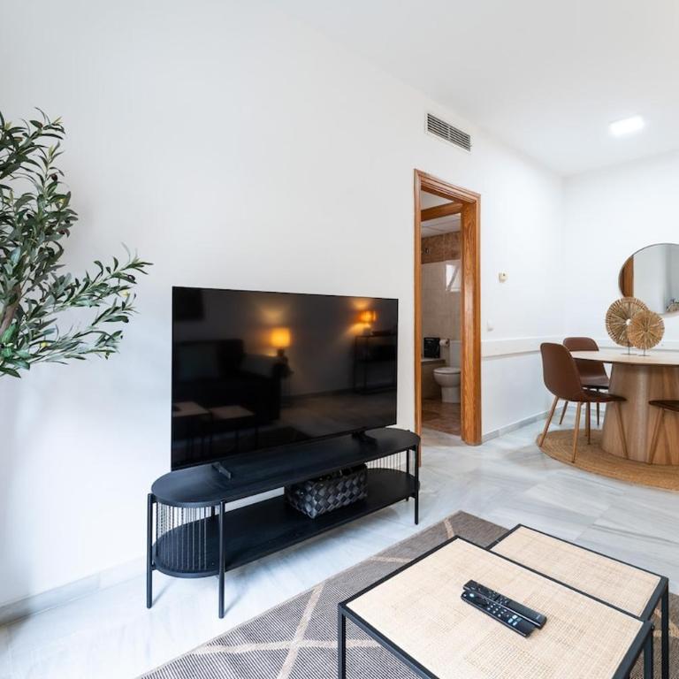 Stunning 1bed with Outdoor Dining in Malaga center - Apartamento de 1 dormitorio - 9