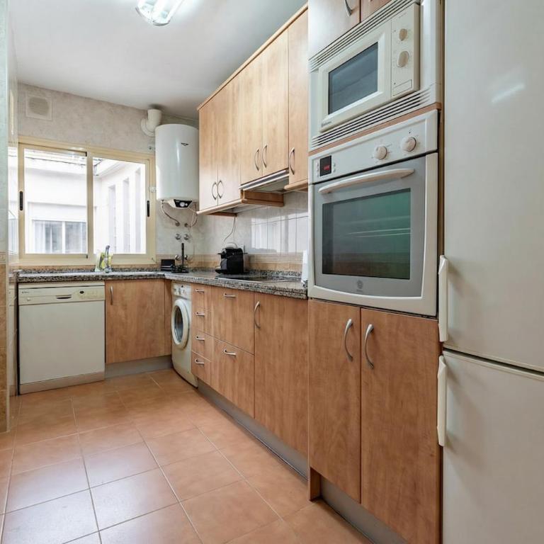 Stunning 1bed with Outdoor Dining in Malaga center - Apartamento de 1 dormitorio - 16