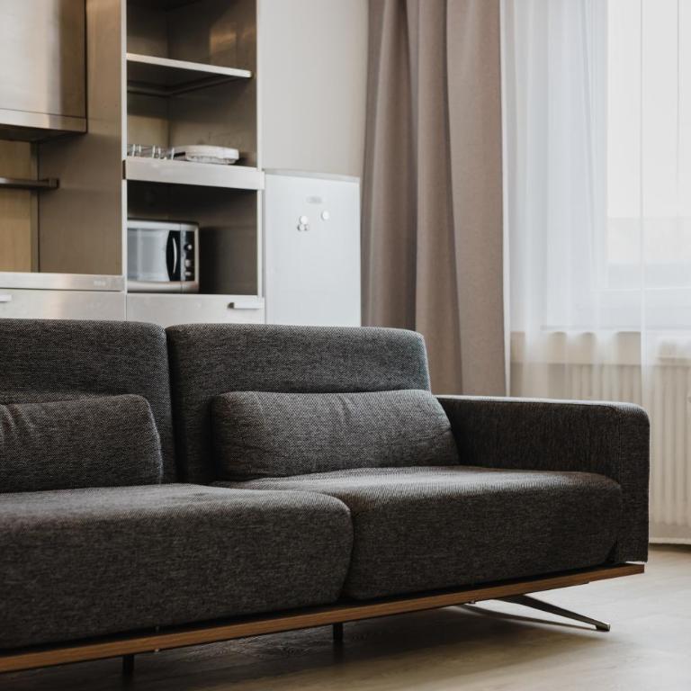 PrimeStay Appartementhaus - Zimmer für Lang und Kurzzeitaufenthalte - Camera Tripla Basic con Bagno in Comune - 2