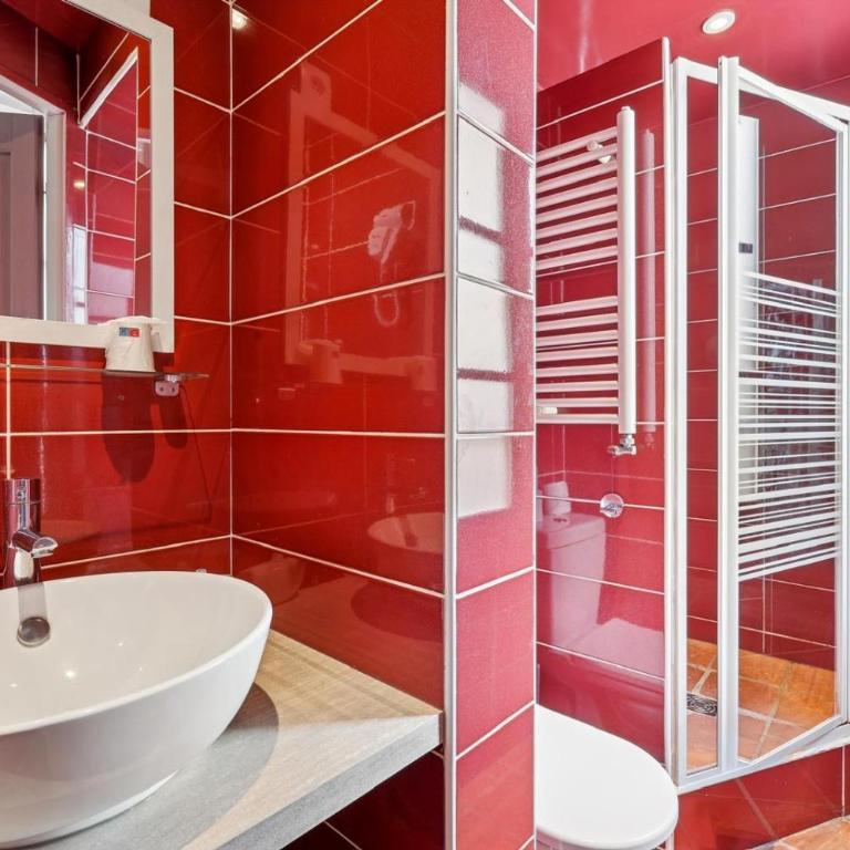 Hotel de Nesle - Chambre Simple avec Salle de Bains Privative - 2
