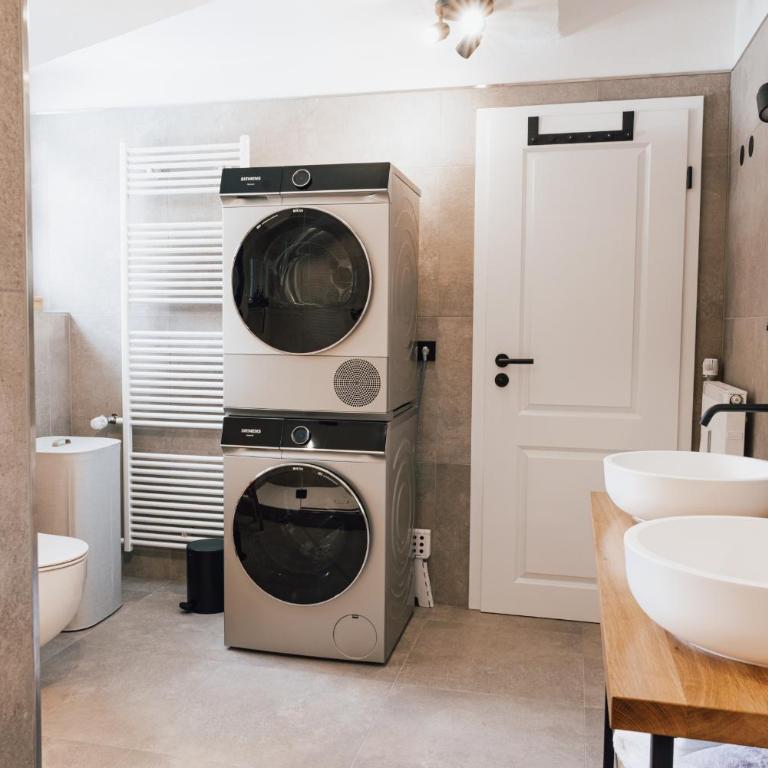 Die Watzmannsuite - Familienfreundliche Ferienwohnung in historischer Villa mit Kamin, Infrarotsauna, Balkon, Garten, nur 10 Gehminuten ins Zentrum von Berchtesgaden - Apartment mit 2 Schlafzimmern - 20