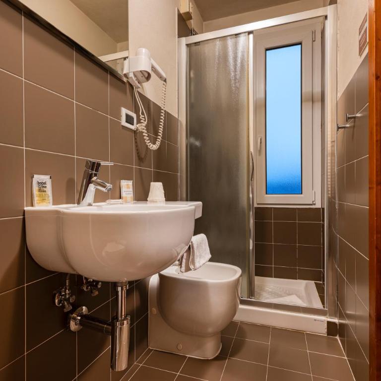 Hotel Miramonti Family & SPA - Camera Matrimoniale Superior con Balcone - 7