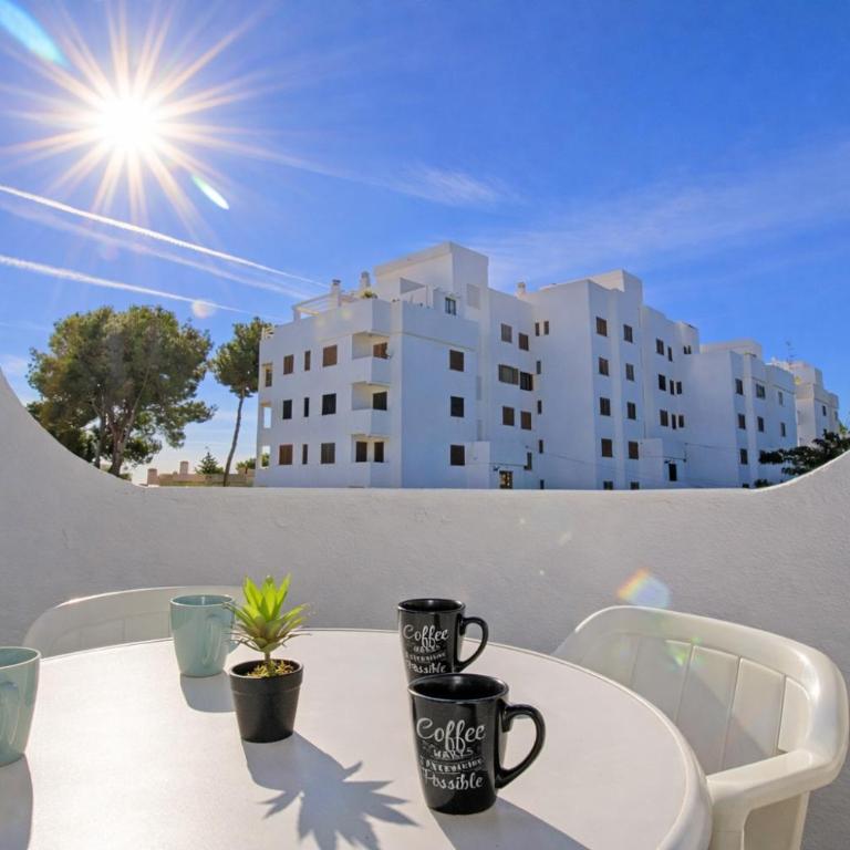 Estudio con piscina PLAYA LAS FUENTES Albert Villas - Estudio con terraza - 1