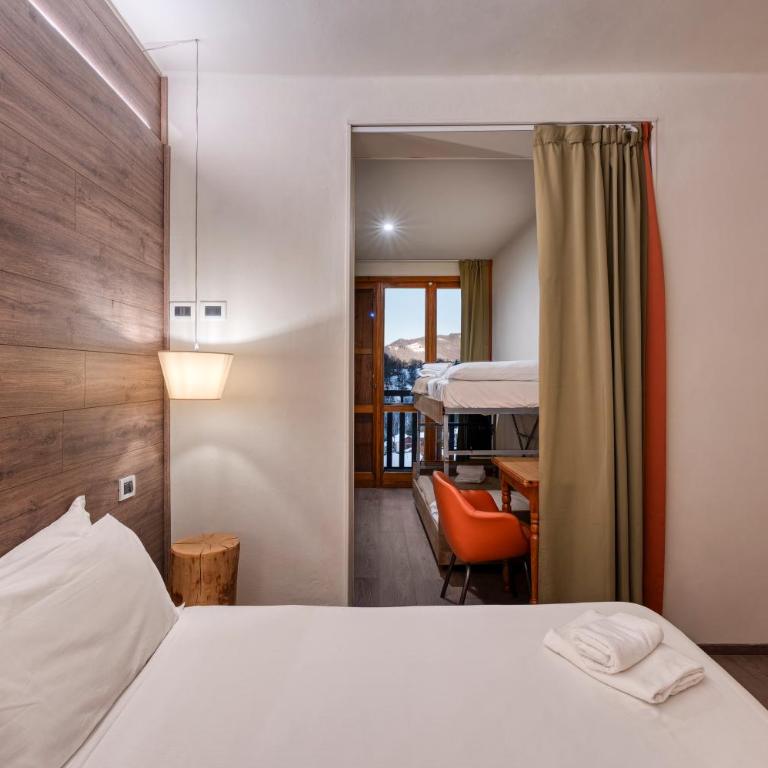Hotel Miramonti Family & SPA - Camera Quadrupla Superior con Balcone - 9