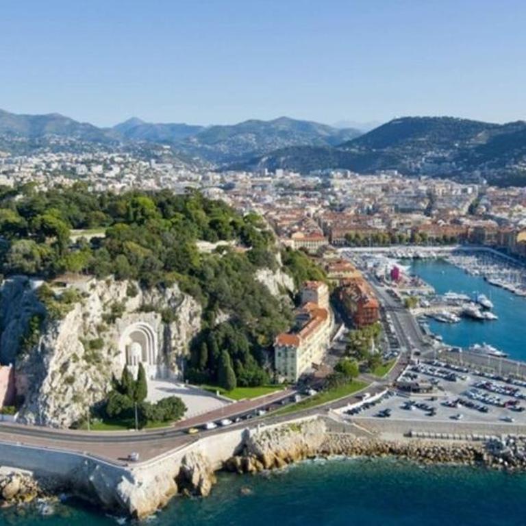 Charmant duplex au coeur du Vieil Antibes 3 pers - Appartement 1 Chambre - 18