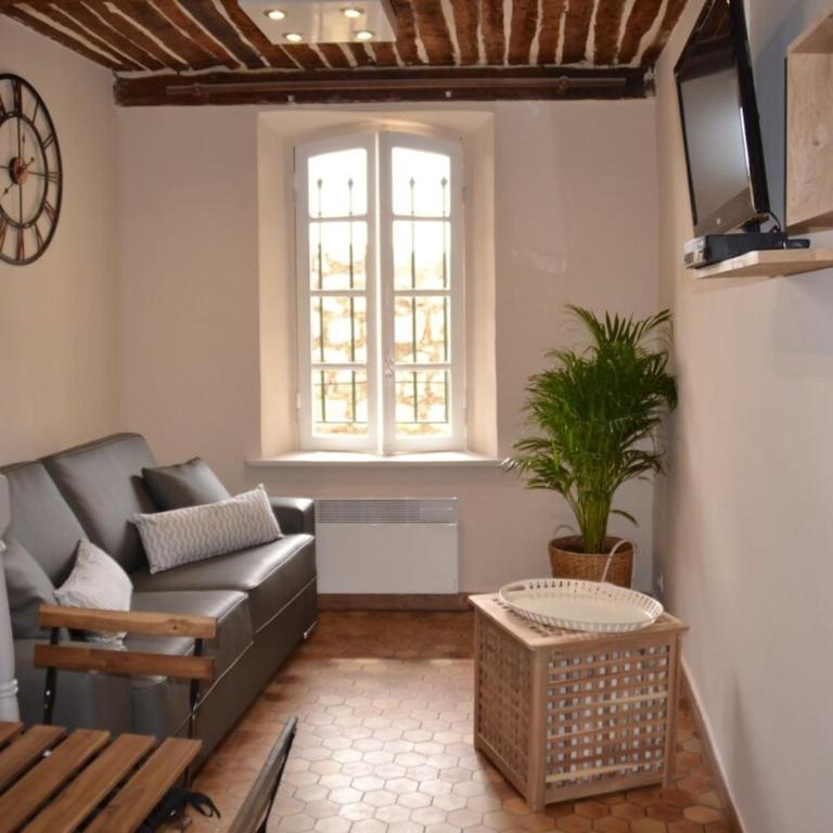 Charmant duplex au coeur du Vieil Antibes 3 pers - Appartement 1 Chambre - 1