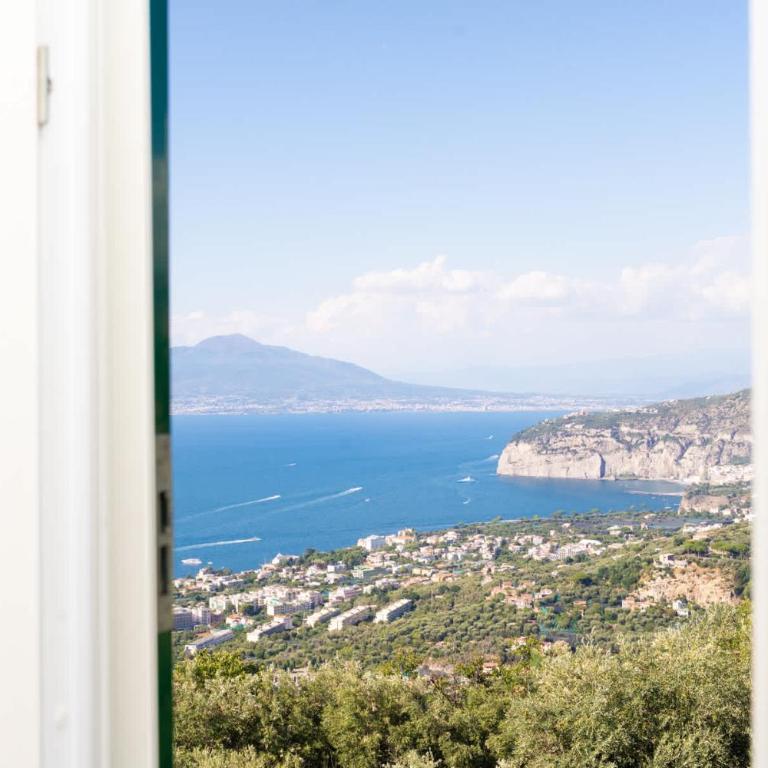 Borgo Mezzo Monte with Concierge, Panoramic Sea Views and Rooftop Jacuzzi by Feeling Italy - Apartment - 18