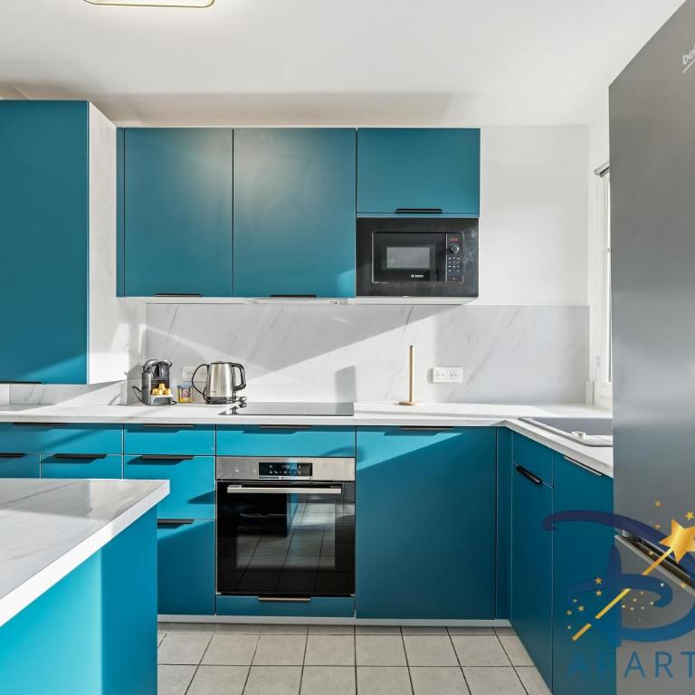 Happy Home By Dream Apartments - Apartment mit 2 Schlafzimmern und Balkon - 10
