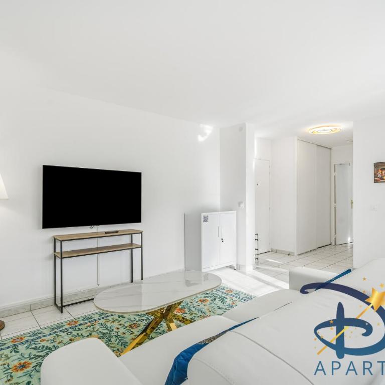 Happy Home By Dream Apartments - Apartment mit 2 Schlafzimmern und Balkon - 28
