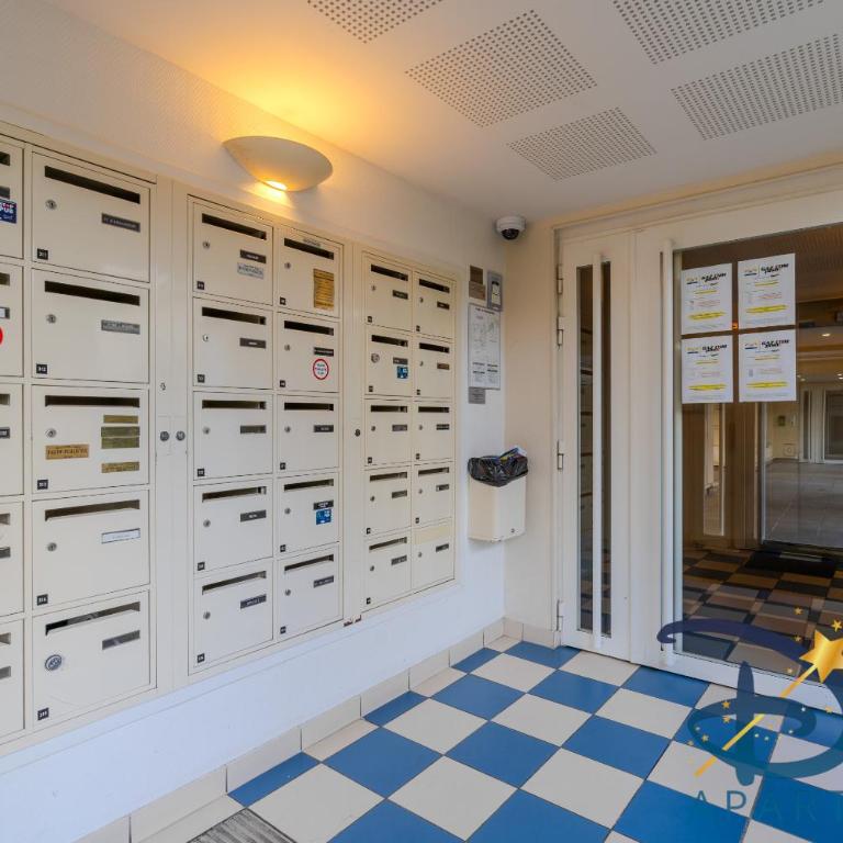 Happy Home By Dream Apartments - Apartment mit 2 Schlafzimmern und Balkon - 48