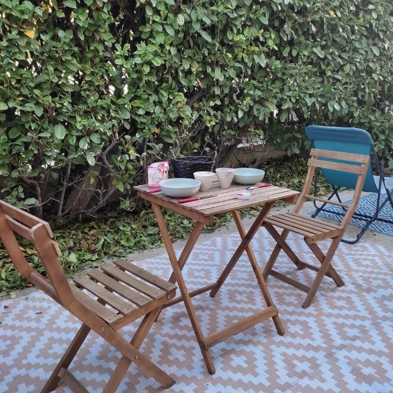 Romantic Suite with Private Jacuzzi & Free Parking - Appartement 1 Chambre - 3