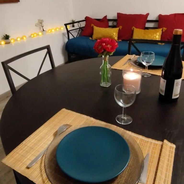 Romantic Suite with Private Jacuzzi & Free Parking - Appartement 1 Chambre - 8