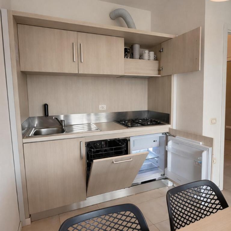 Belvedere Village - Appartamento Basic con 2 Camere da Letto (4 Adulti) - 2