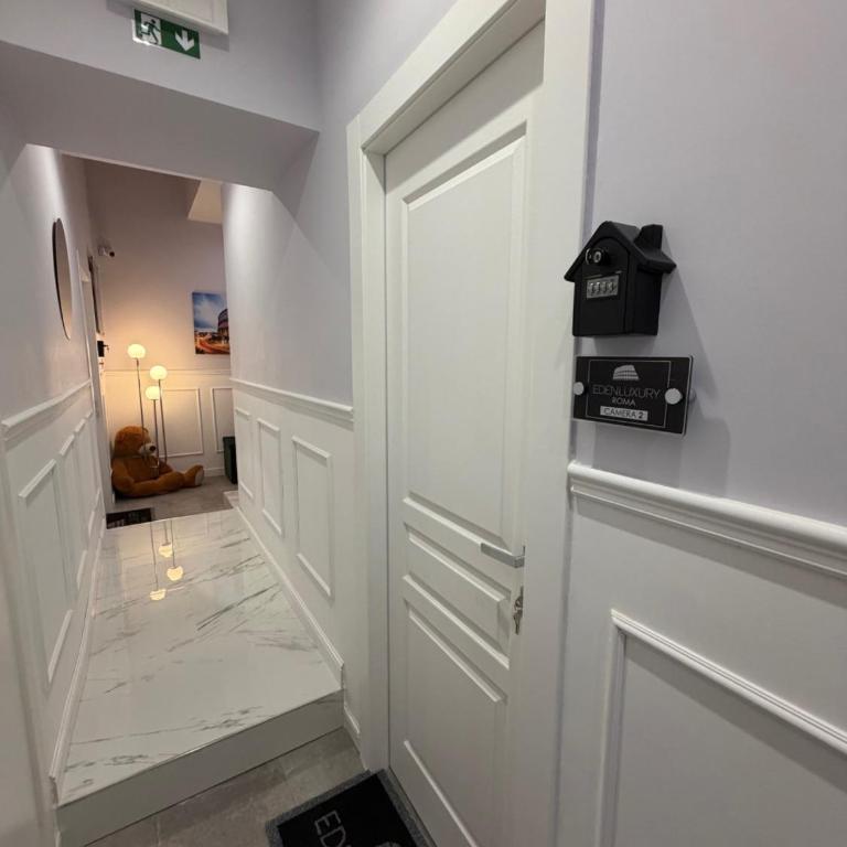 IHH COLLECTION - Eden Luxury Roma - Standard Double Room - 8
