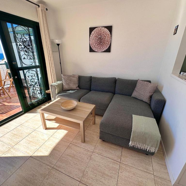 Casa Josephine Lanzarote, spectacular sea views & FREE WiFi - Two-Bedroom Apartment - 2