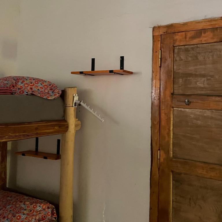 Rancho Lamaral Hostel & Camping - Cama en habitación compartida masculina de 4 camas - 2